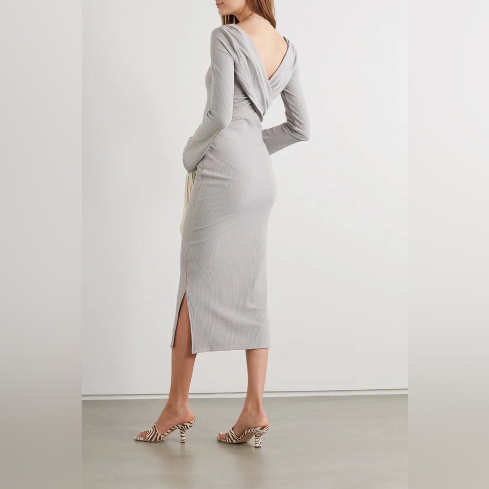 NWT Reformation Nessa Dress Size Small Color Taupe
